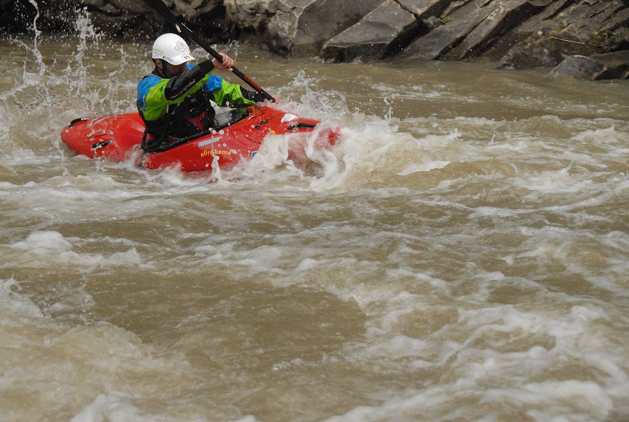 Magnum 80 Kayak